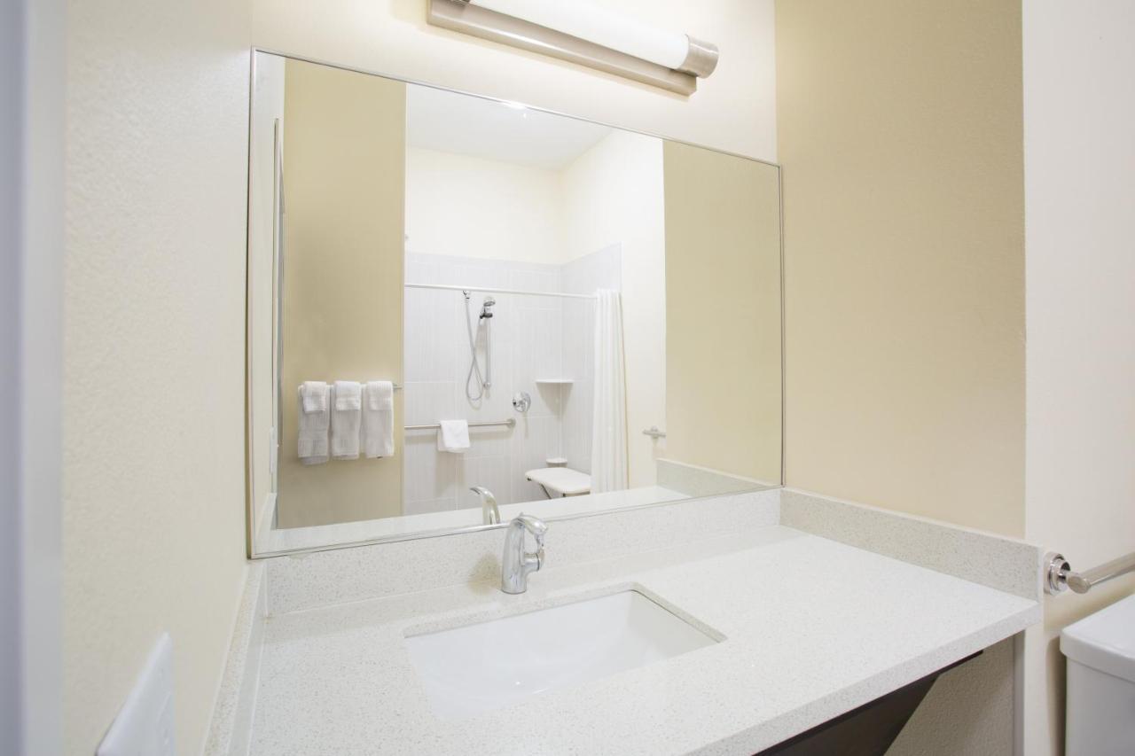 Candlewood Suites Longmont - Boulder Area By Ihg Екстериор снимка